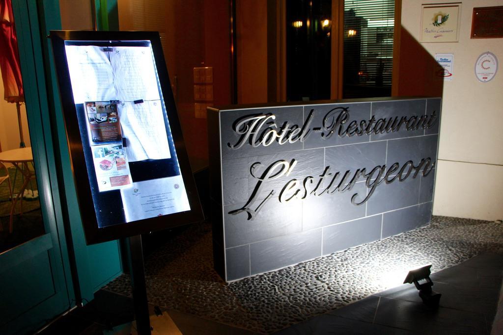 Hotel L'Esturgeon Poissy Eksteriør billede